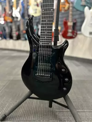 Ernie Ball Music Man - MAJESTY 7 EMERALD SKY